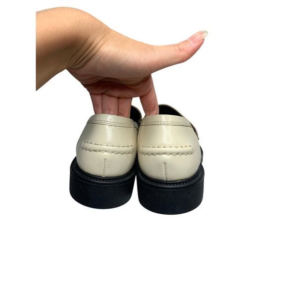 NWOT VAGABOND Shoemakers Alex Classic Loafer in White - Picture 8 of 12